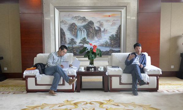 劉勇接受人民日報采訪