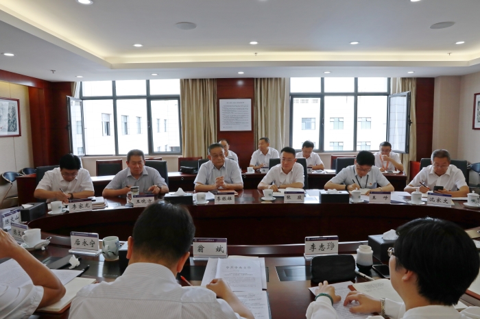 ?思想上補鈣 行動上加壓——學習讀書班第一次分組研討多會場同時進行