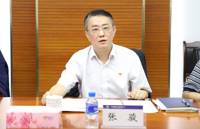 張駿到十公司開展“抓重點、補短板、強弱項”專題調研