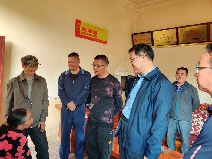 陳文雙到宣威市得祿鄉開展“五個一”走訪工作