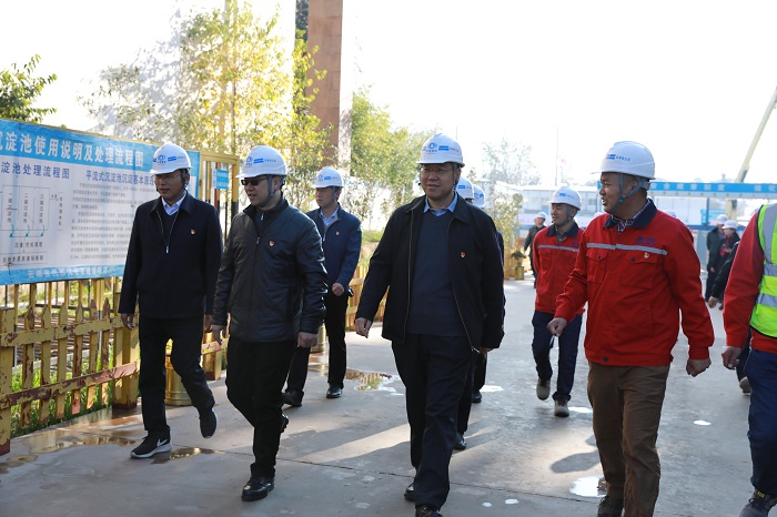 ?集團機關第一黨支部與總承包公司直管二十黨支部開展“共建交流”活動