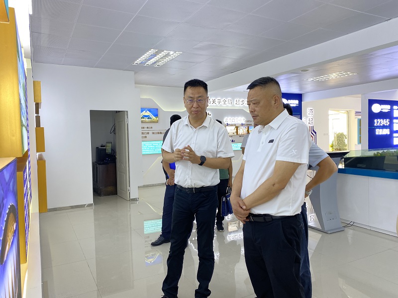 紅河州委常委、副州長李國民到紅河片區壩灑監管區建設項目調研