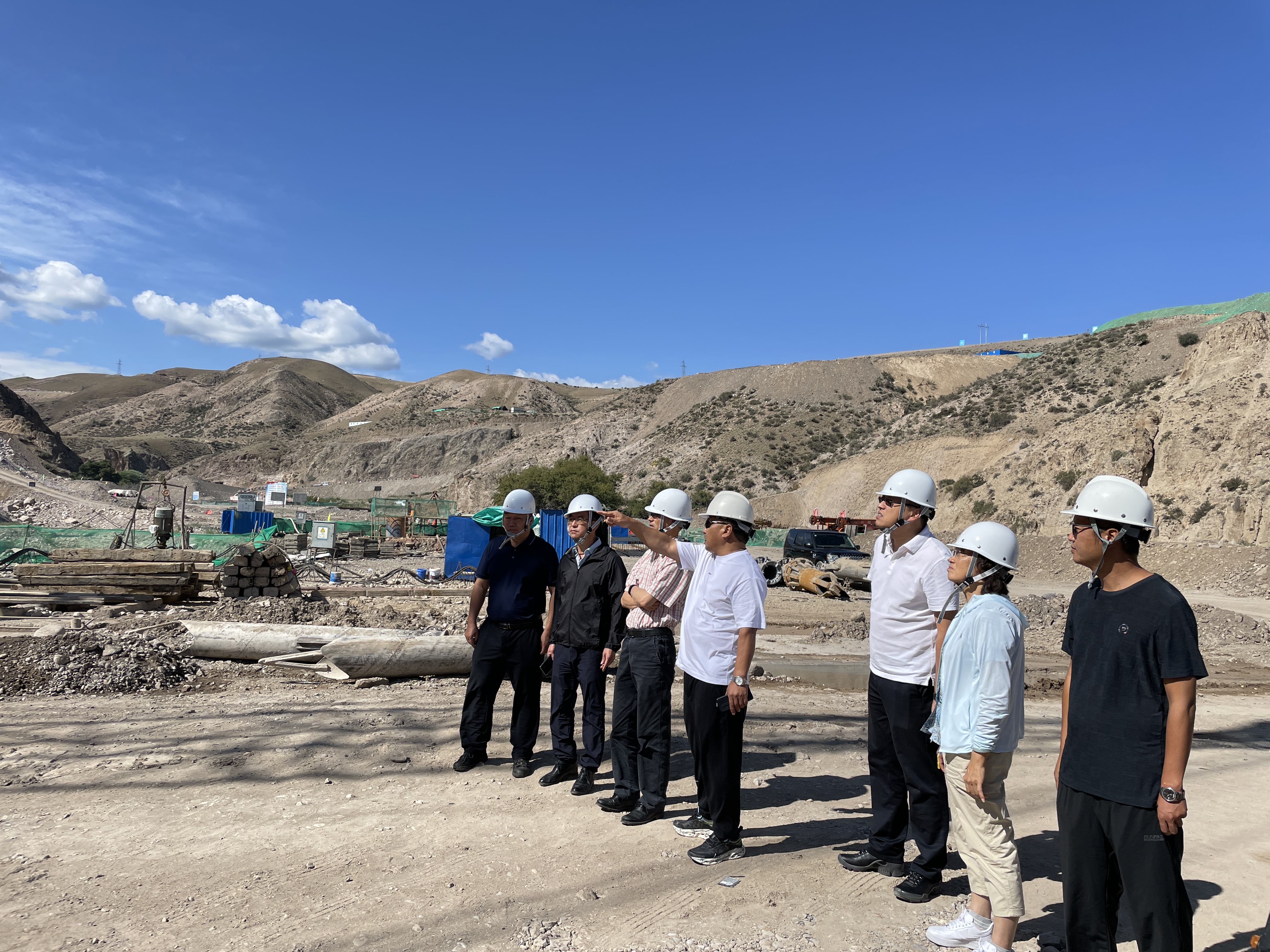 集團(tuán)專(zhuān)職外部董事赴新疆維吾爾自治區(qū)進(jìn)行工作調(diào)研