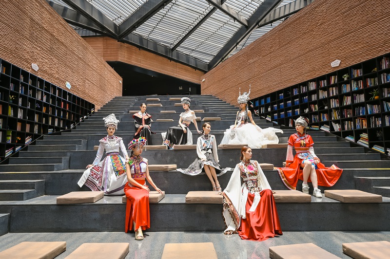 彌勒市2023年葡萄文化節(jié)在東風韻國際康養(yǎng)旅游度假區(qū)開幕！