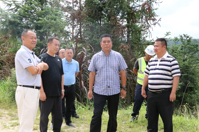 德宏州人大常委會副主任宋雨發調研梁河馬侖河水庫工程