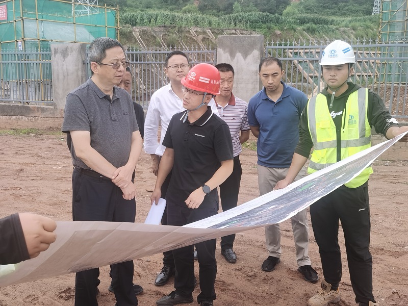 省發改委副主任周民欣調研云蘭高速項目