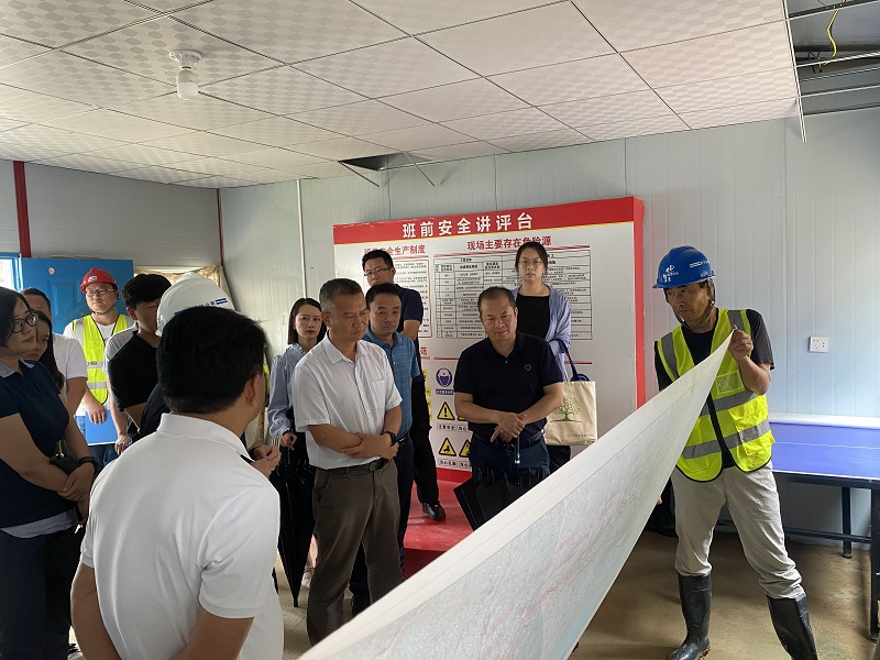 云南省推進有效投資重要項目協調機制督導組調研景寧高速項目