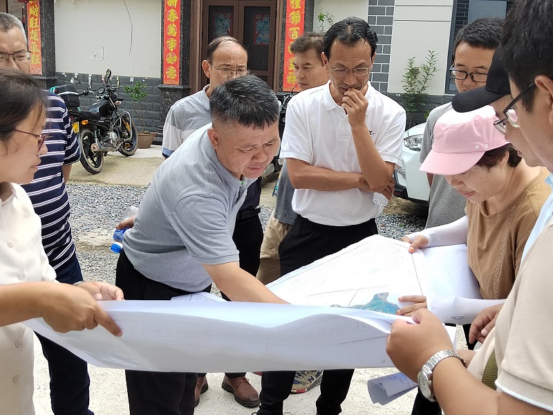 玉溪市副市長王軍調(diào)研江川區(qū)供水項(xiàng)目