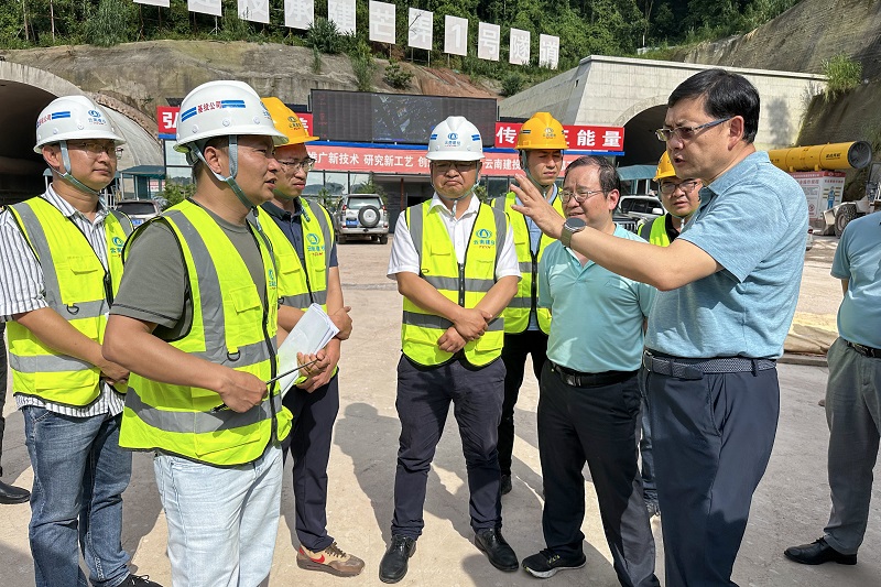 省交通運輸廳廳長夏俊松調研瑞孟高速（德宏段）項目