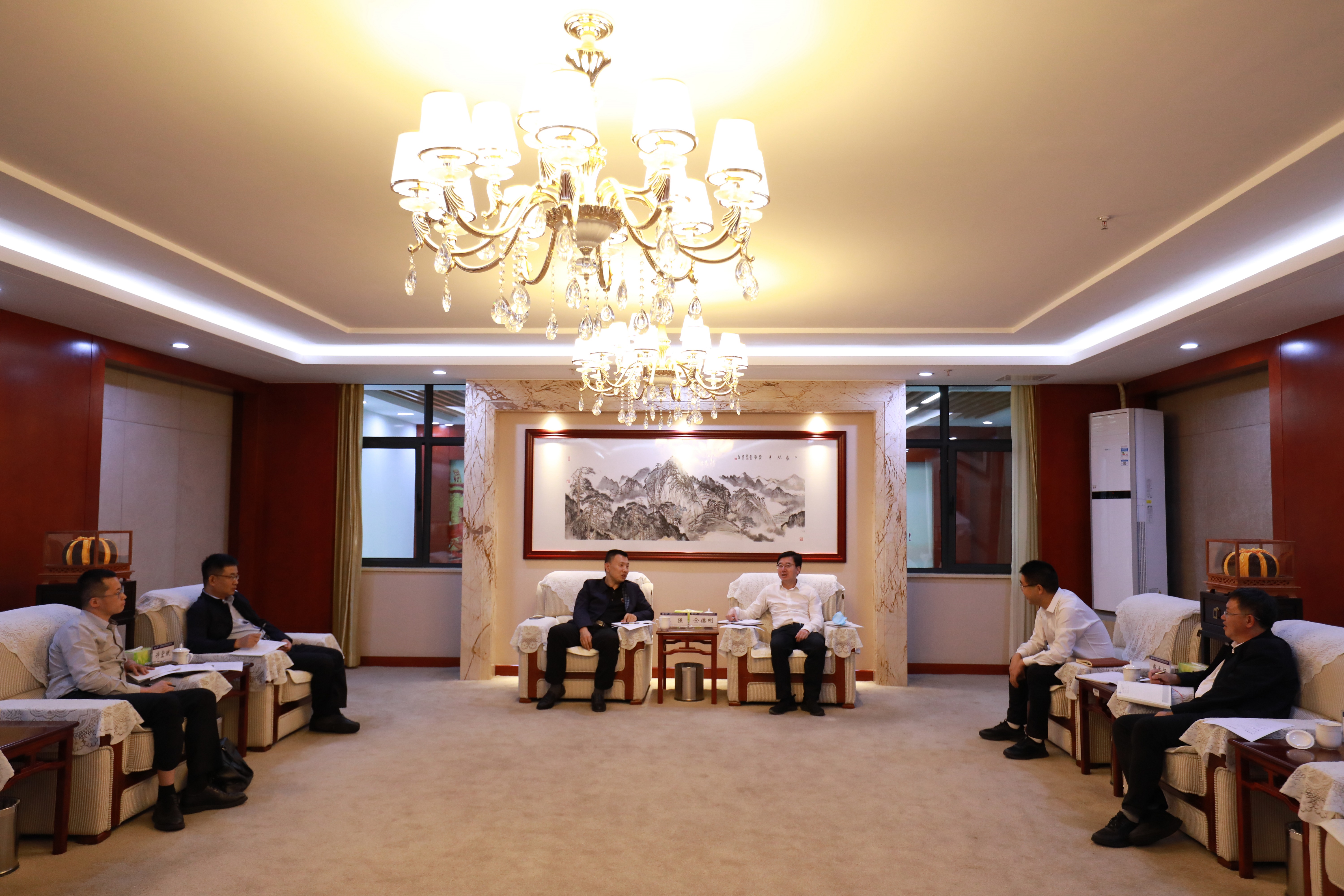 集團與中交建筑集團交流座談