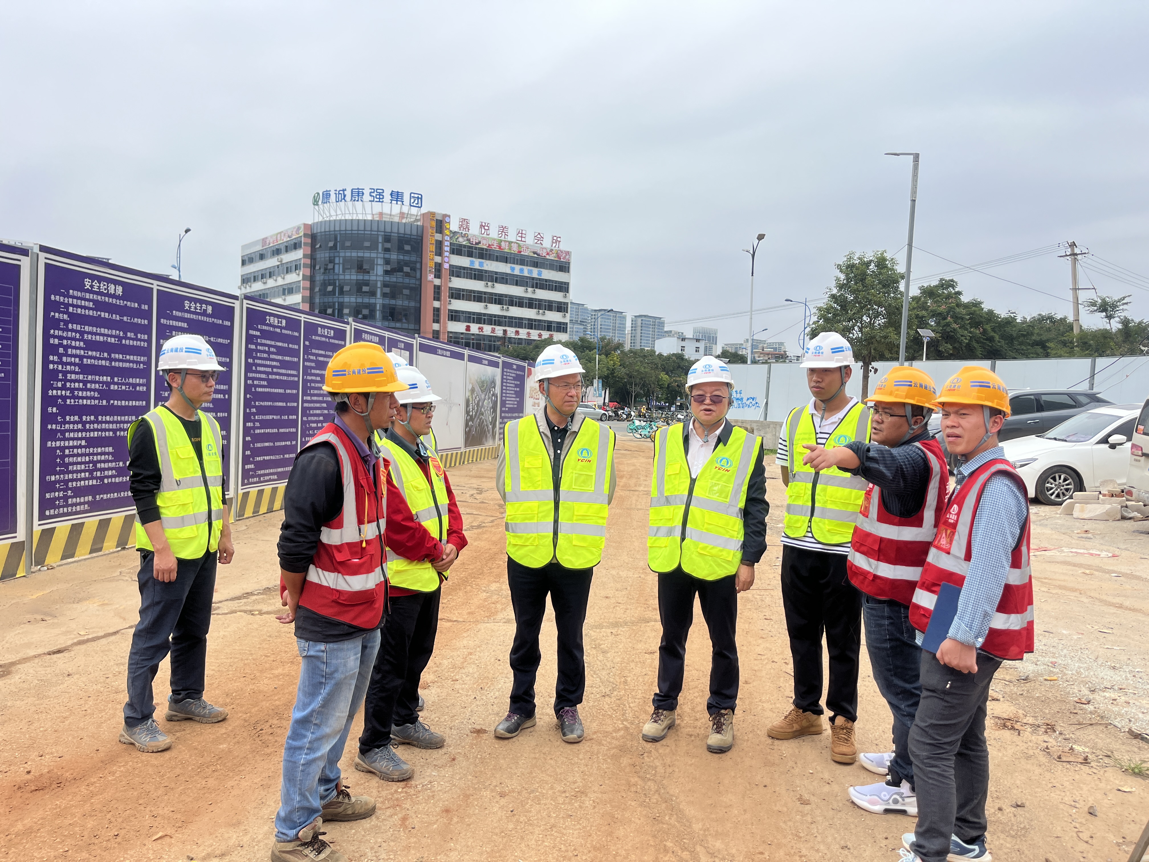 大興調查研究 | 楊國文調研昆明市三環閉合、滇池綠道項目