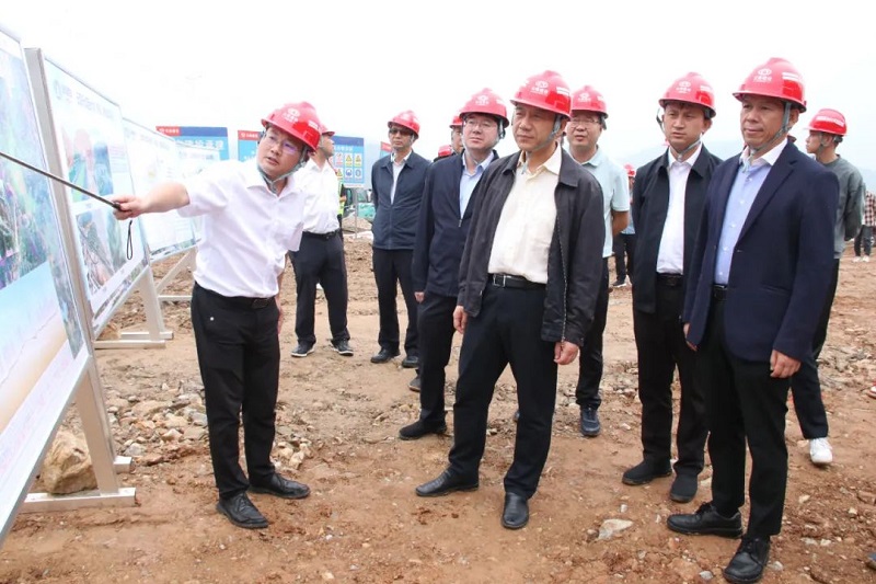 國開行云南省分行等六家金融機(jī)構(gòu)調(diào)研元大、富羅高速項目