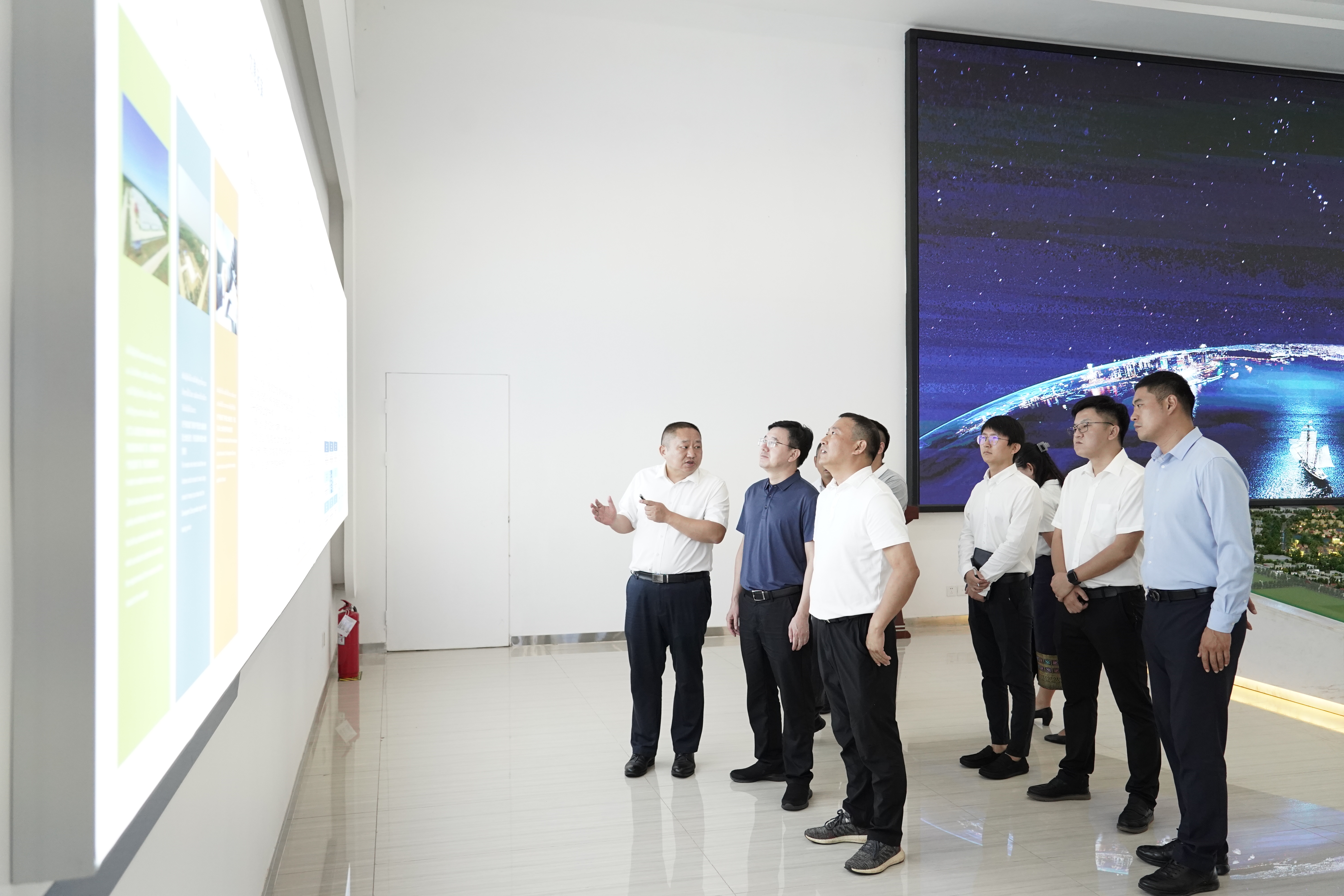 大興調查研究 | 仝德剛調研集團老撾片區重點項目