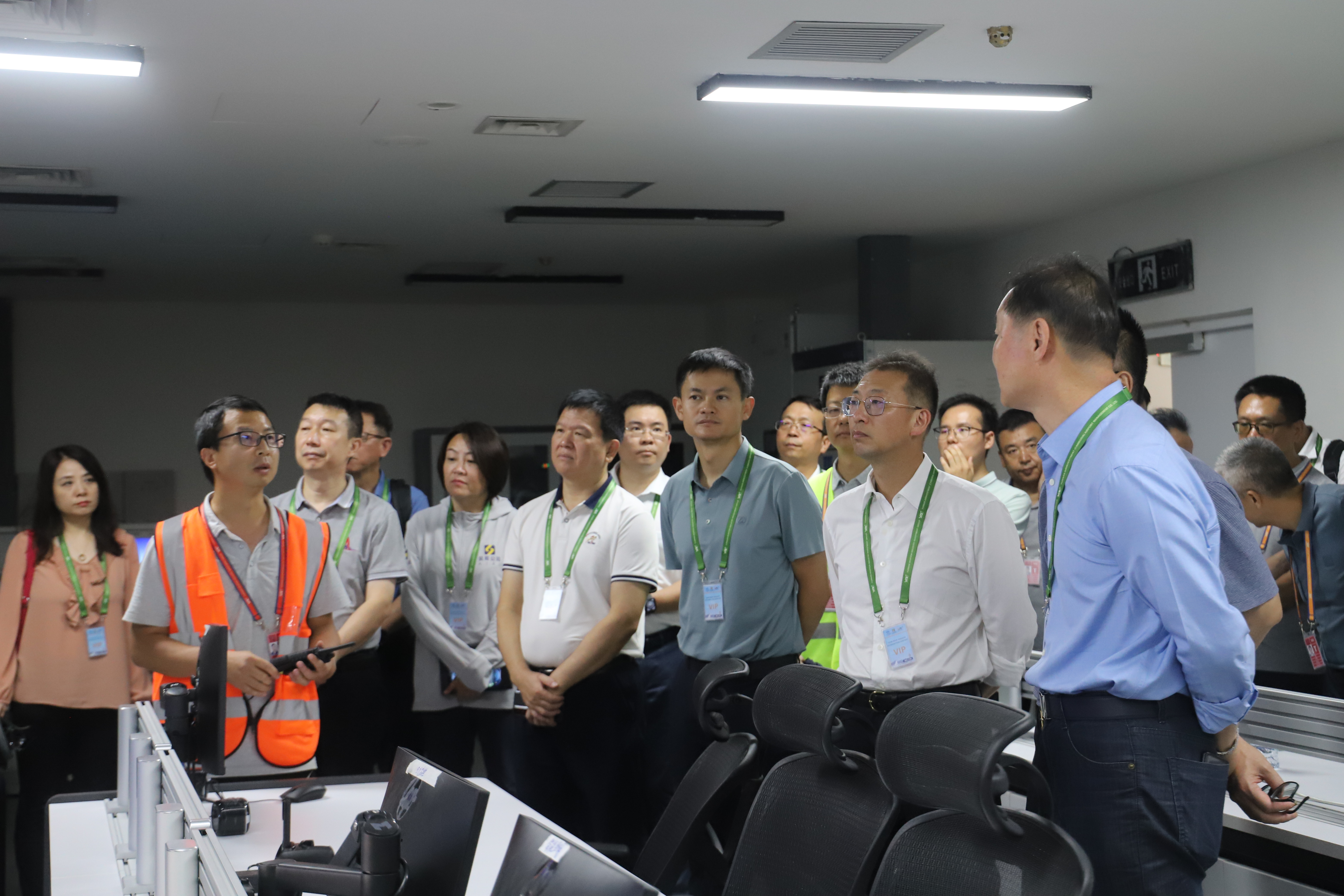 大興調(diào)查研究 | 陳宙翔調(diào)研暹粒吳哥國(guó)際機(jī)場(chǎng)項(xiàng)目 宣貫集團(tuán)第一次黨代會(huì)精神