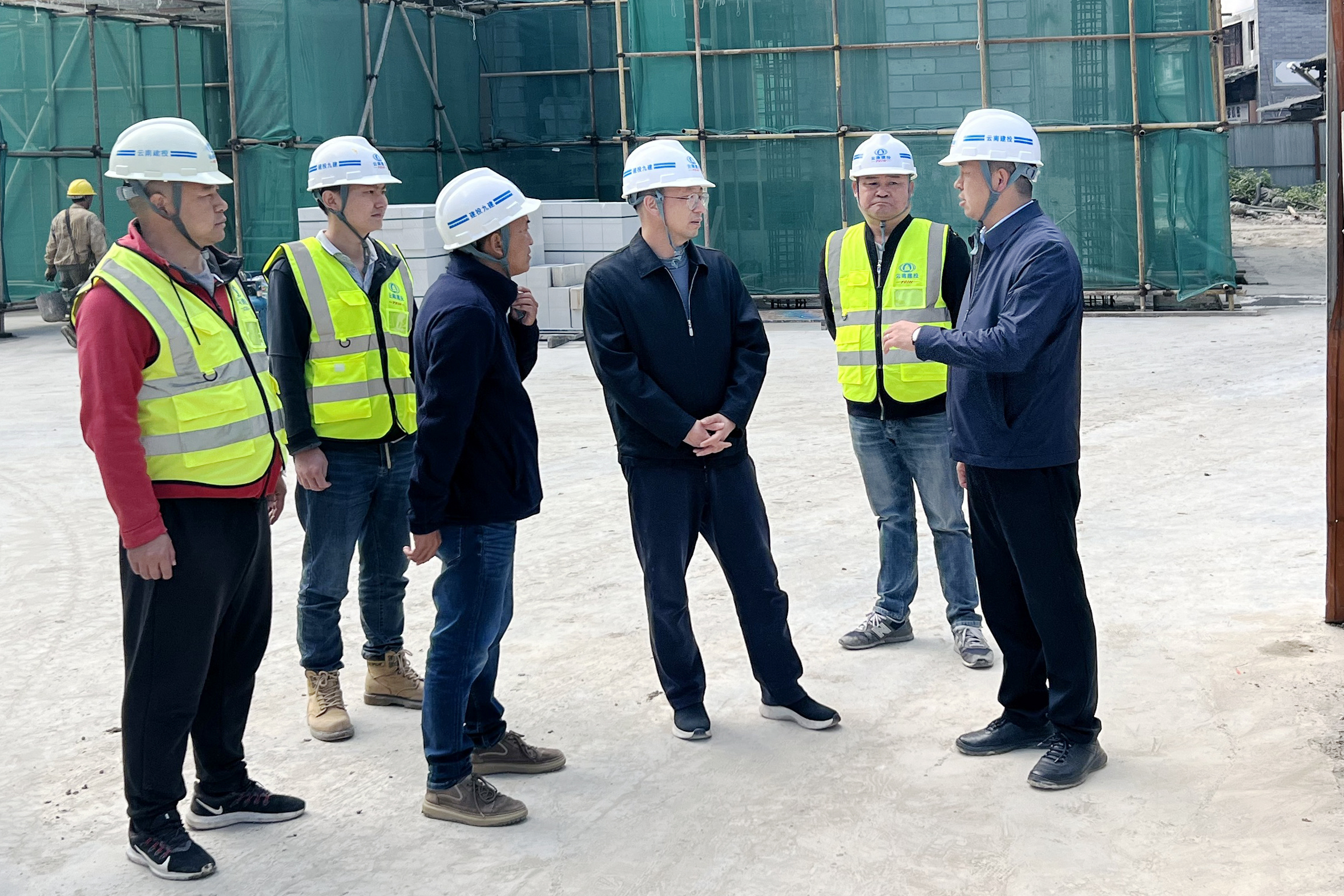 大干50天丨陳宙翔調研九公司騰沖片區項目