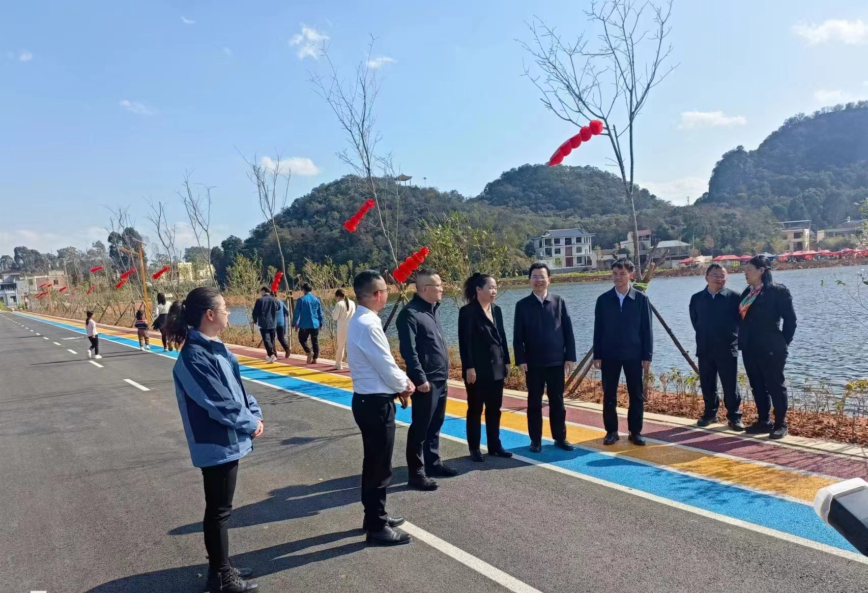文山州委書記陳明到硯山縣聽湖健康步道項目調研