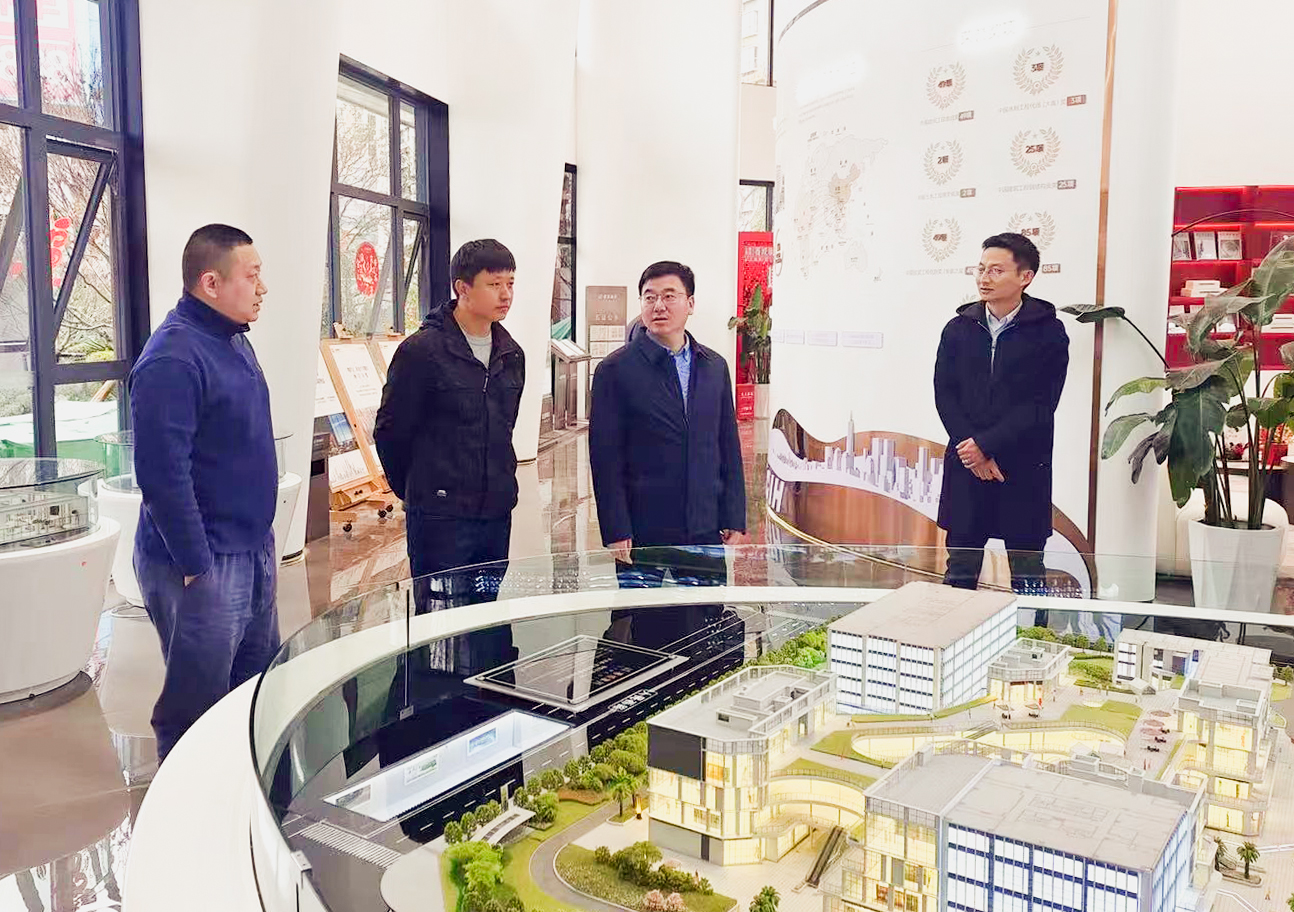 仝德剛調(diào)研建投·春城華府