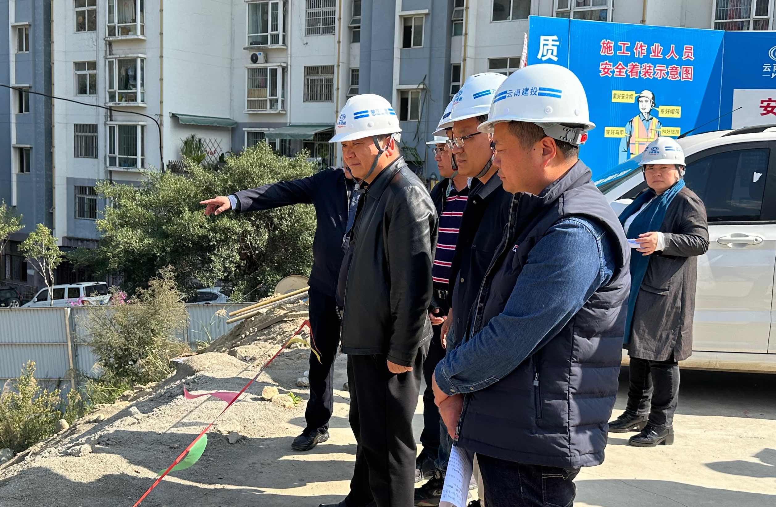 怒江州委常委、州委秘書長李義軍調(diào)研怒江州體育運(yùn)動(dòng)中心和州人民醫(yī)院健康服務(wù)管理中心建設(shè)項(xiàng)目