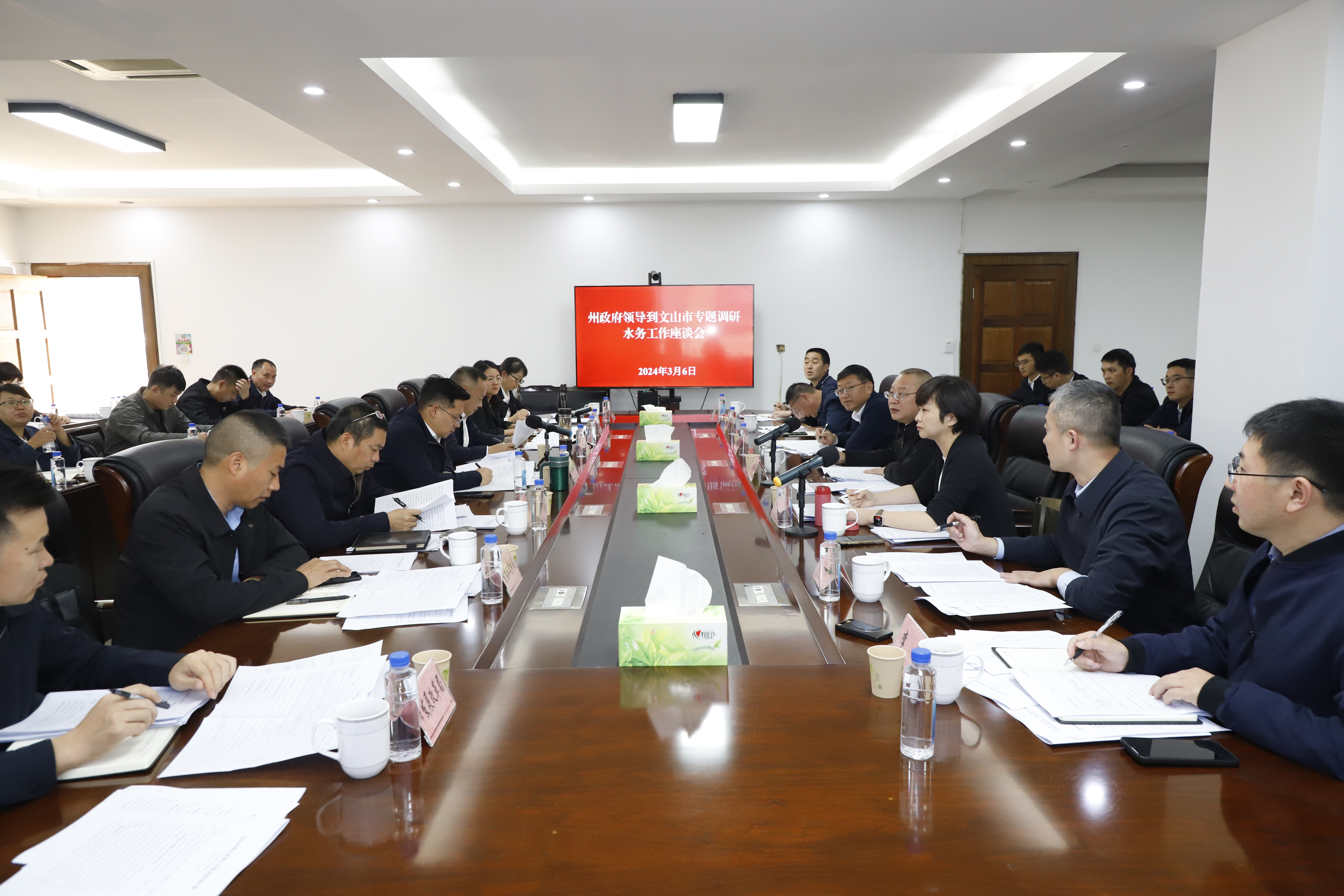 文山州副州長(zhǎng)刀錦祥調(diào)研集團(tuán)文山州重點(diǎn)水利項(xiàng)目