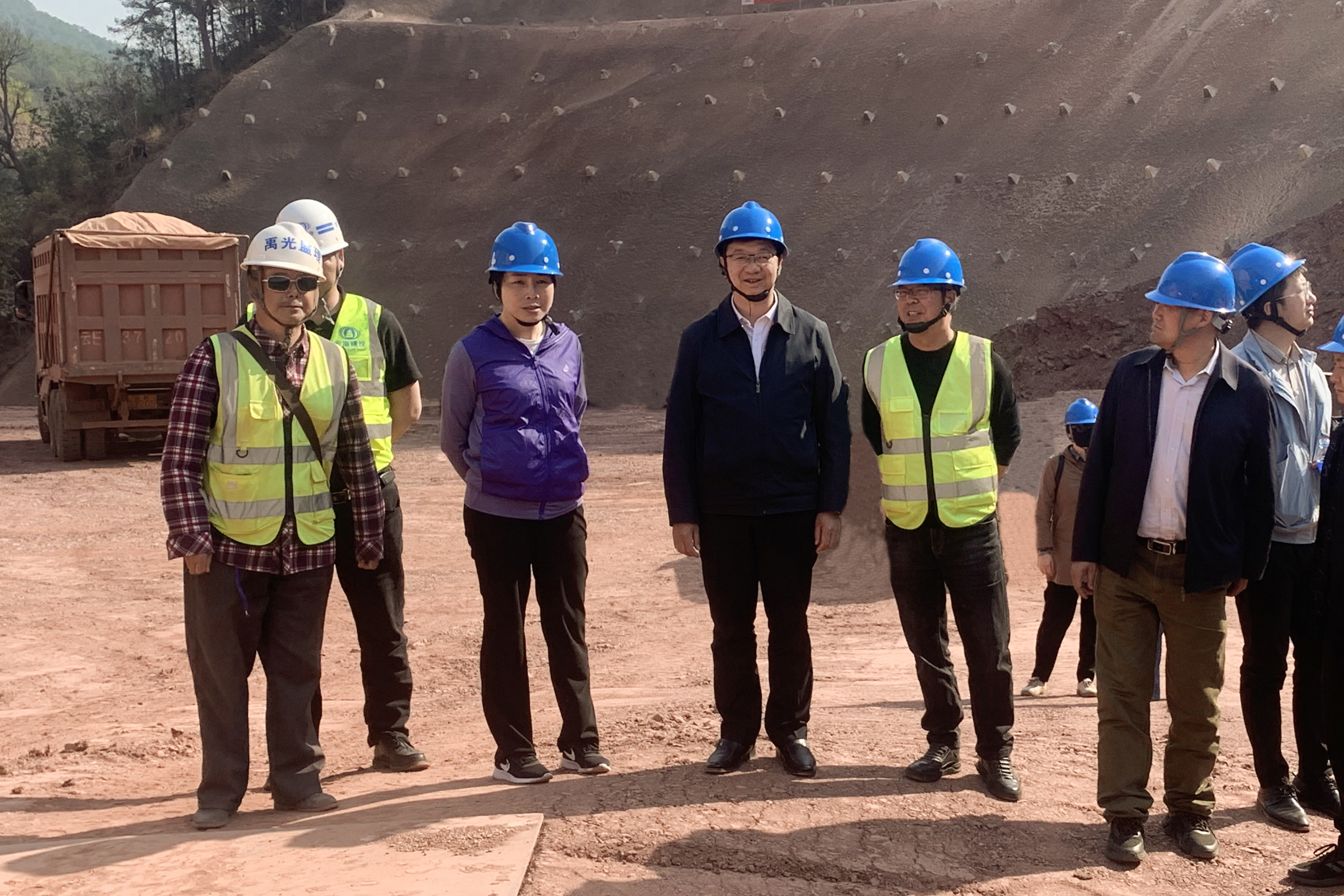 省水利廳黨組成員、副廳長包崇國調研白衣河水庫工程