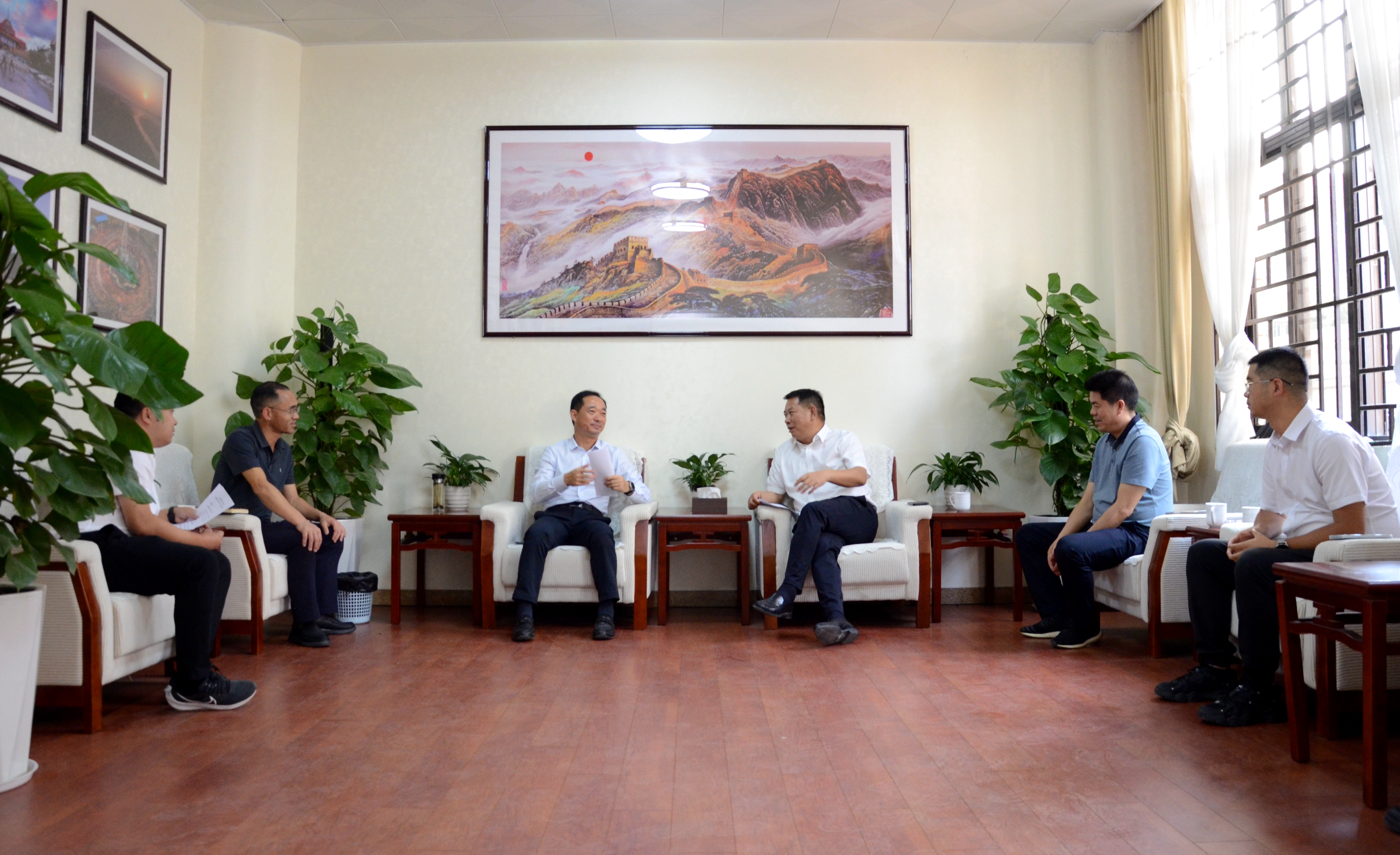 一公司與瑞麗市交流座談