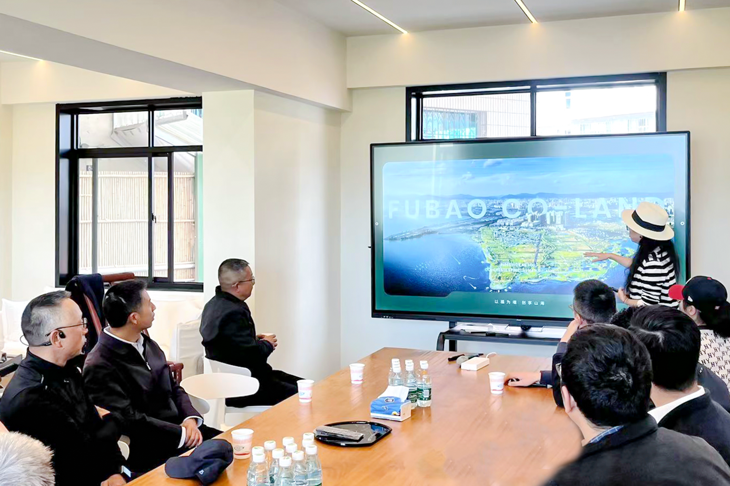 昆明市委副書記劉申壽調研福保村鄉村振興項目