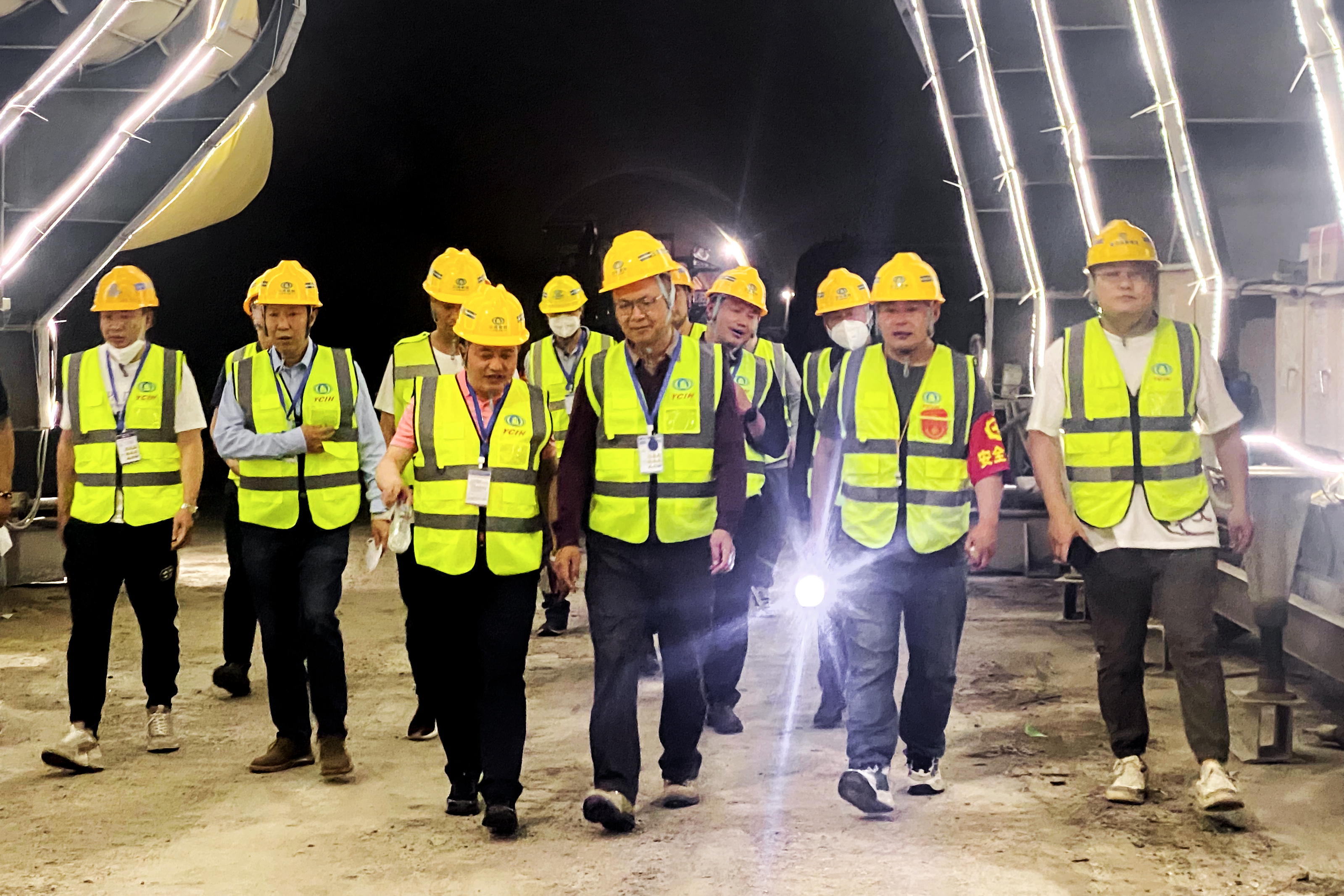 楊國文調研魯巧高速項目