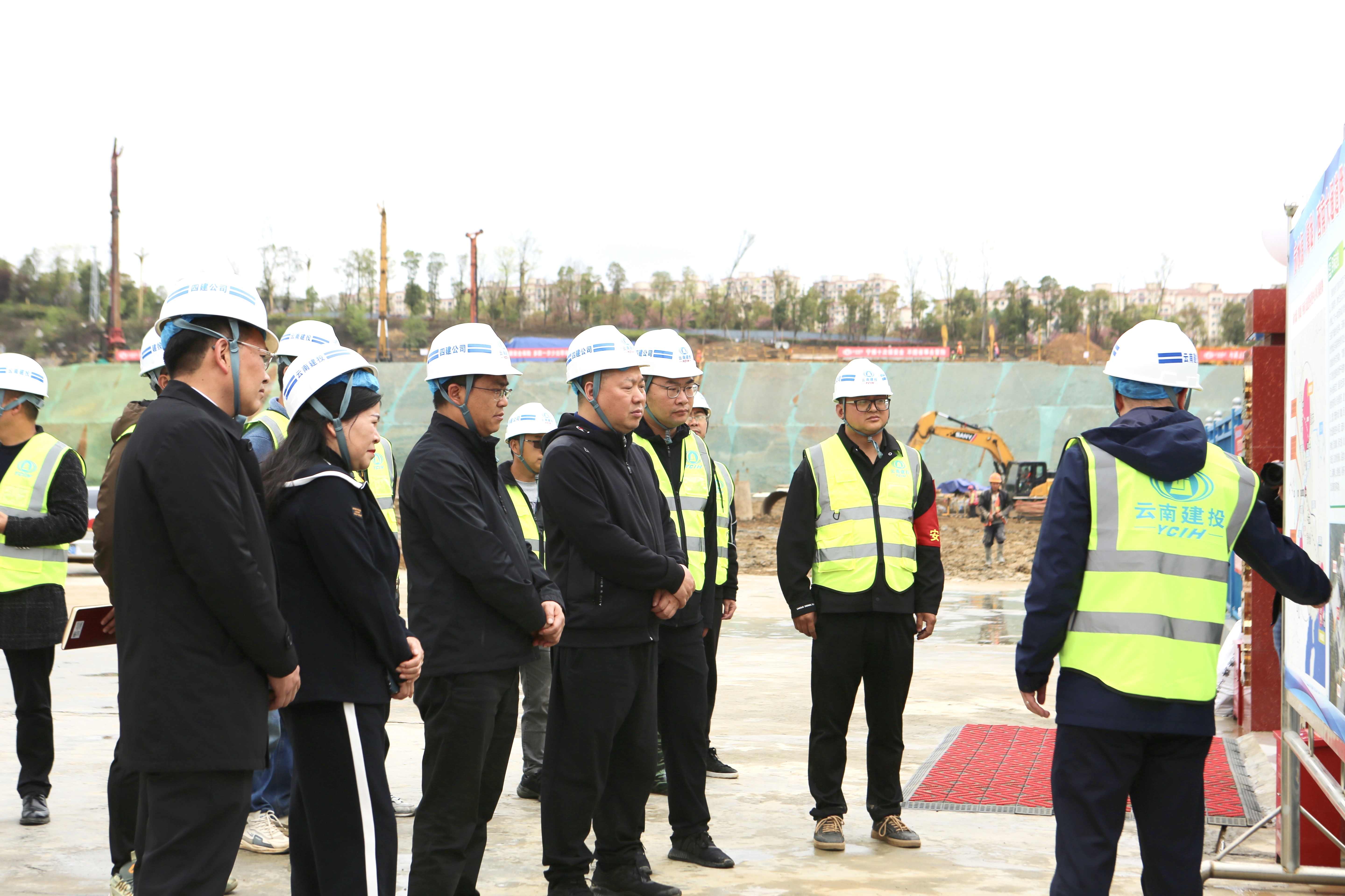 著力打好現(xiàn)代物流優(yōu)勢牌 陳祖軍調(diào)研赤水源（鎮(zhèn)雄）西南大通道供應(yīng)鏈中心項(xiàng)目