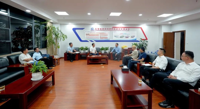 王永強赴臨滄市交流座談