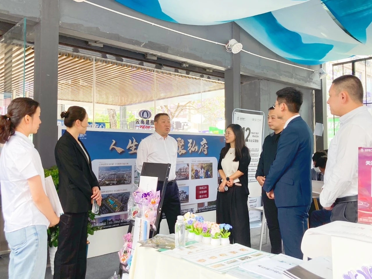 陳祖軍調研建投·云嶺華府項目 看望慰問奮戰銷售一線干部職工