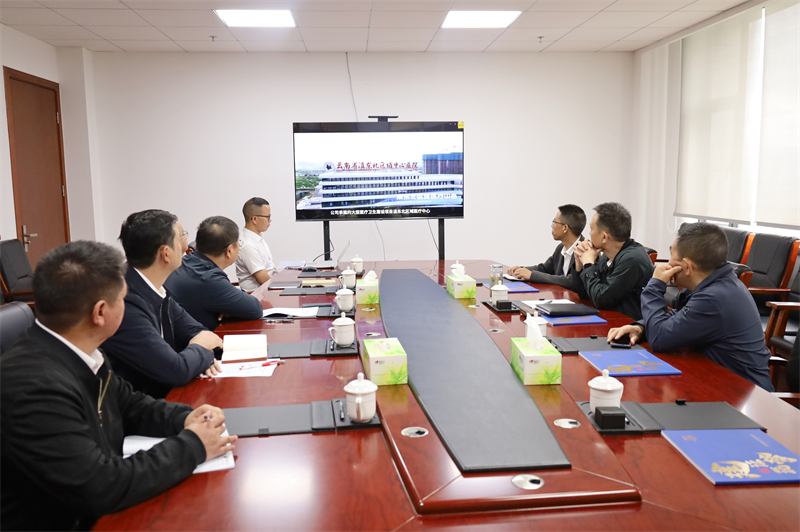 昭通市委常委、昭陽區委書記陸穎調研集團駐昭企業