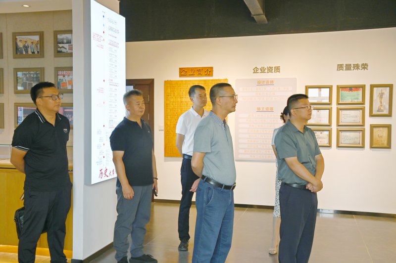 玉溪市副市長董金柱到訪四公司