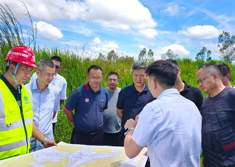 文山州副州長李松濤調(diào)研西廣高速（云南段）項目
