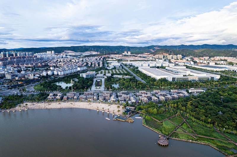 楚雄彝海水岸舉辦“清涼夏日·感恩回饋”暨火把節(jié)推廣預(yù)熱活動(dòng)
