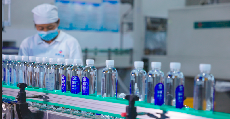 2.4萬瓶建投云水亮相香港明星足球隊·玉昆足球嘉年華活動