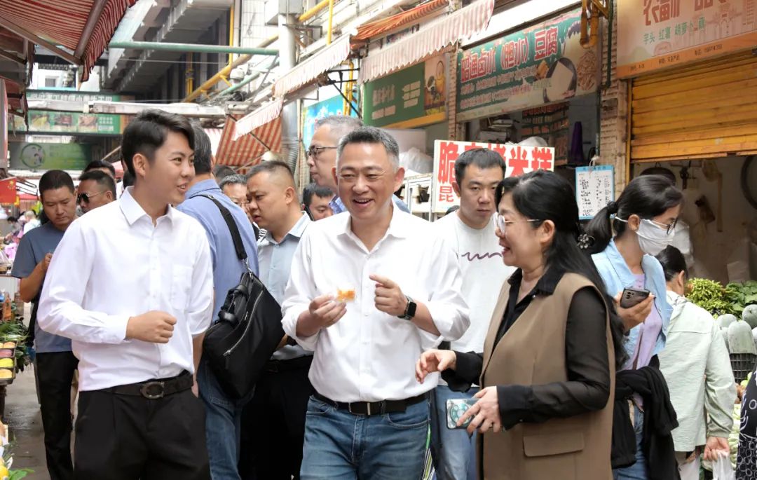 臺北農產運銷股份有限公司考察團到大觀篆新農貿市場考察