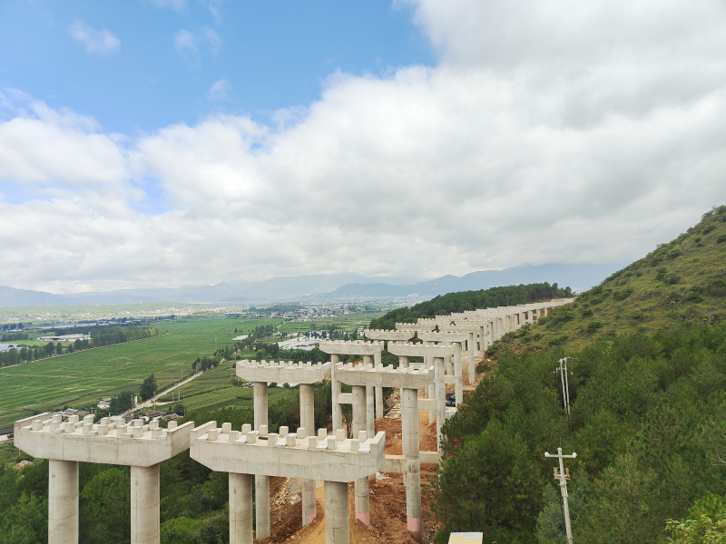 古寧高速美自欄2號橋下部結構施工完成