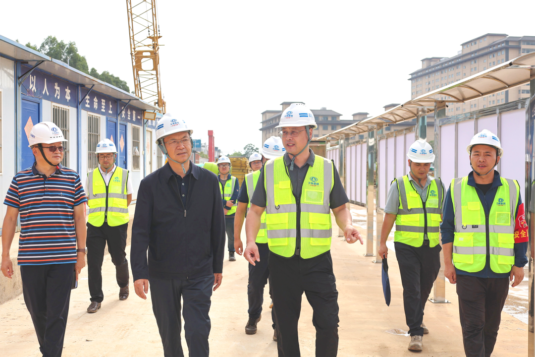 楊國文調研集團文山、紅河片區(qū)項目