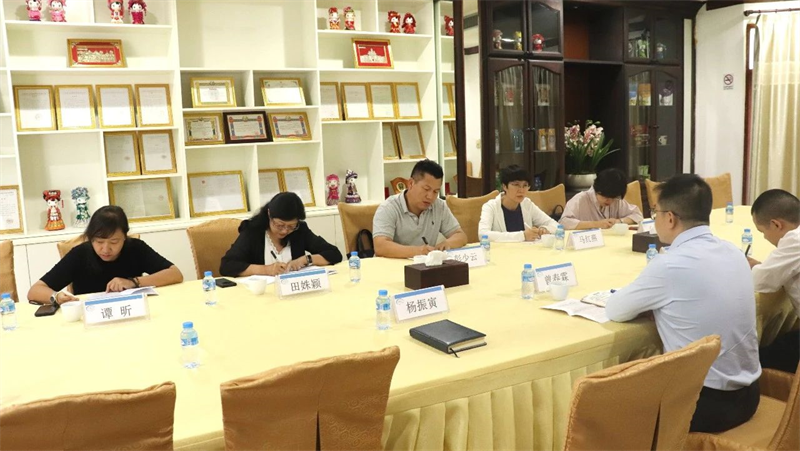 省人民對外友好協會秘書長彭少云調研集團老撾片區項目