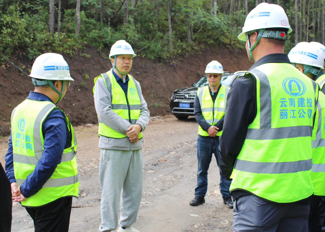 張鵬調研麗江森林防火通道項目、古寧高速項目