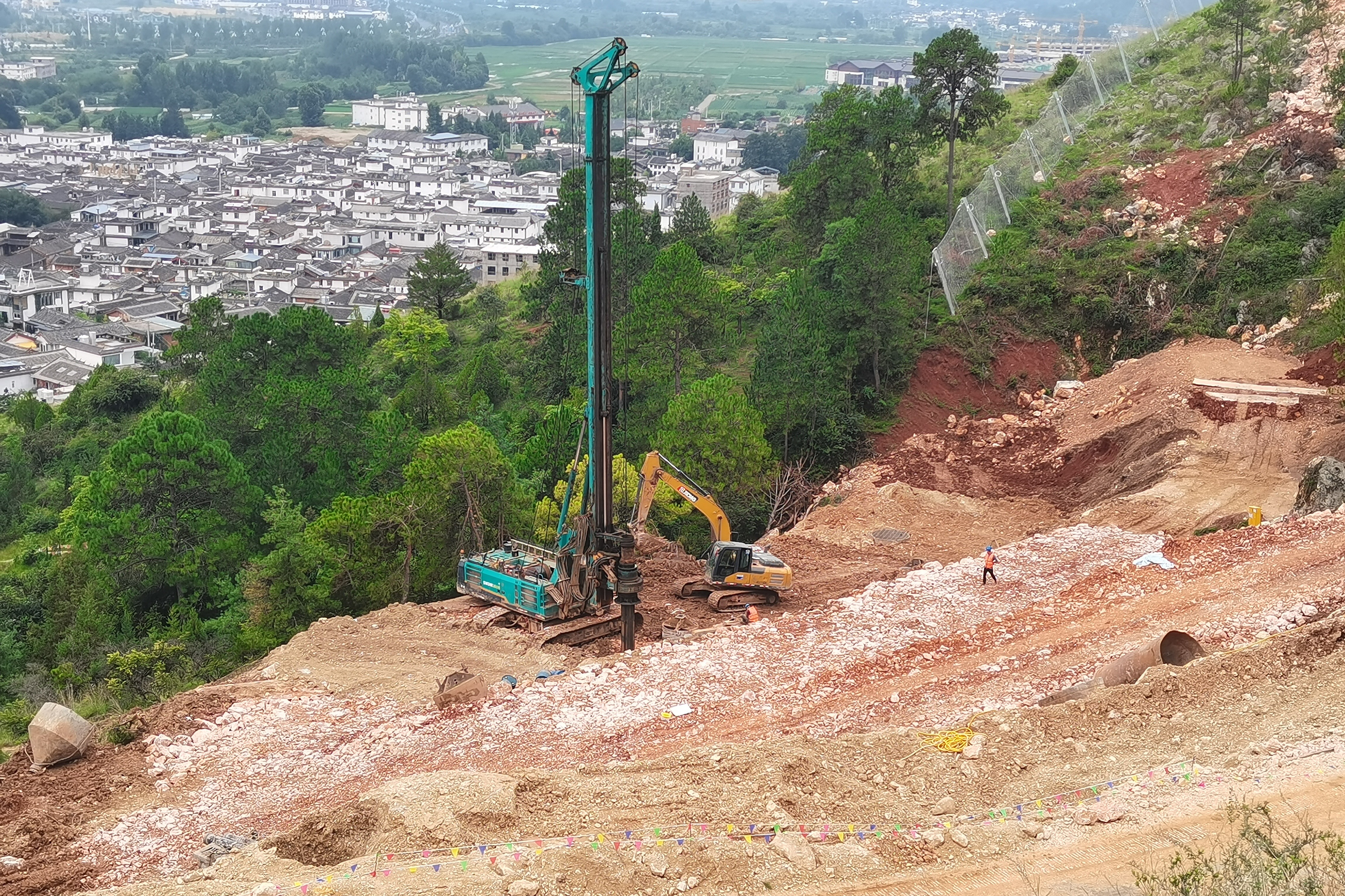 古寧高速土建二分部橋梁樁基全部施工完成