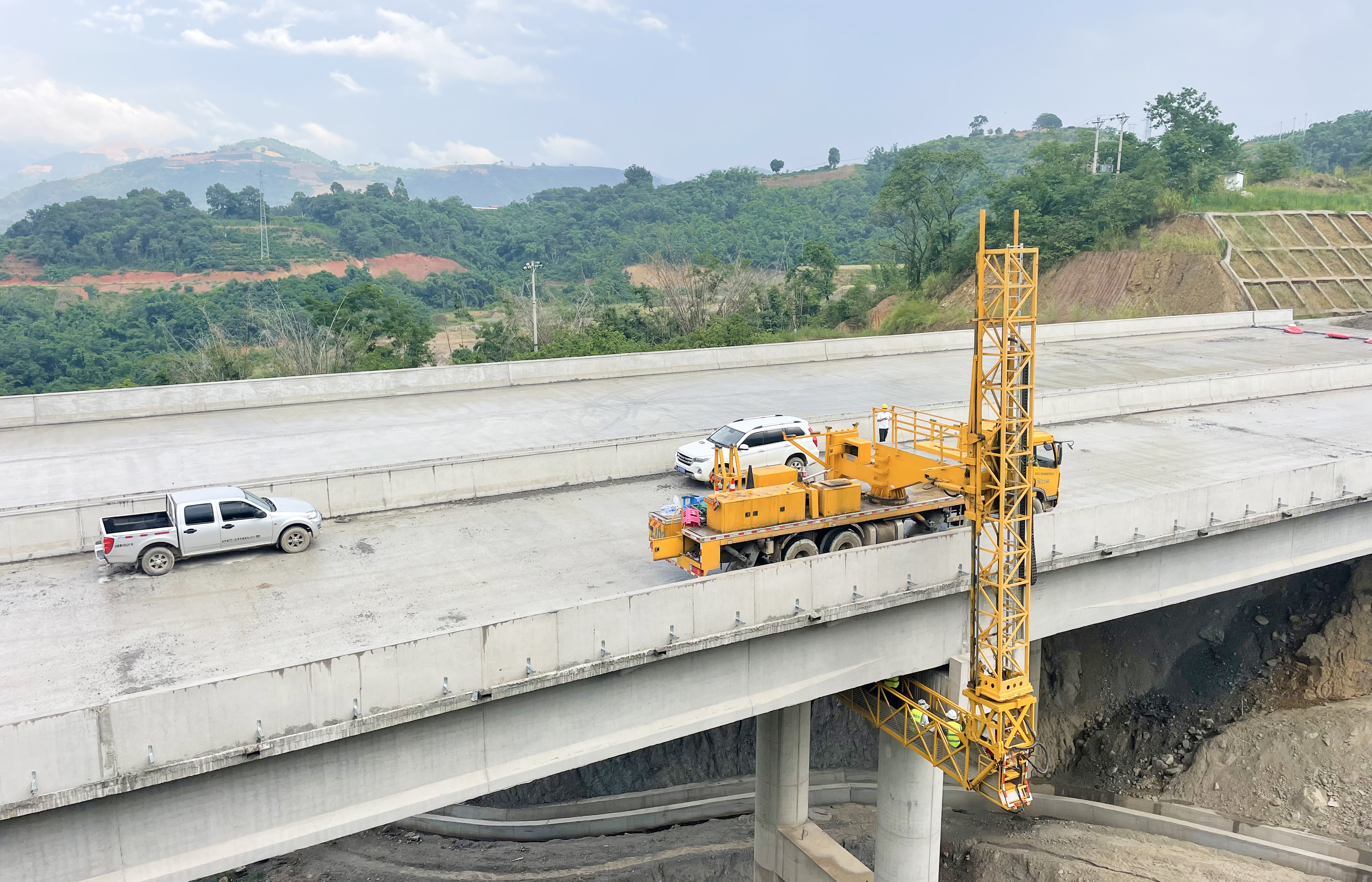 永金高速一分部六座橋梁完成交工驗收