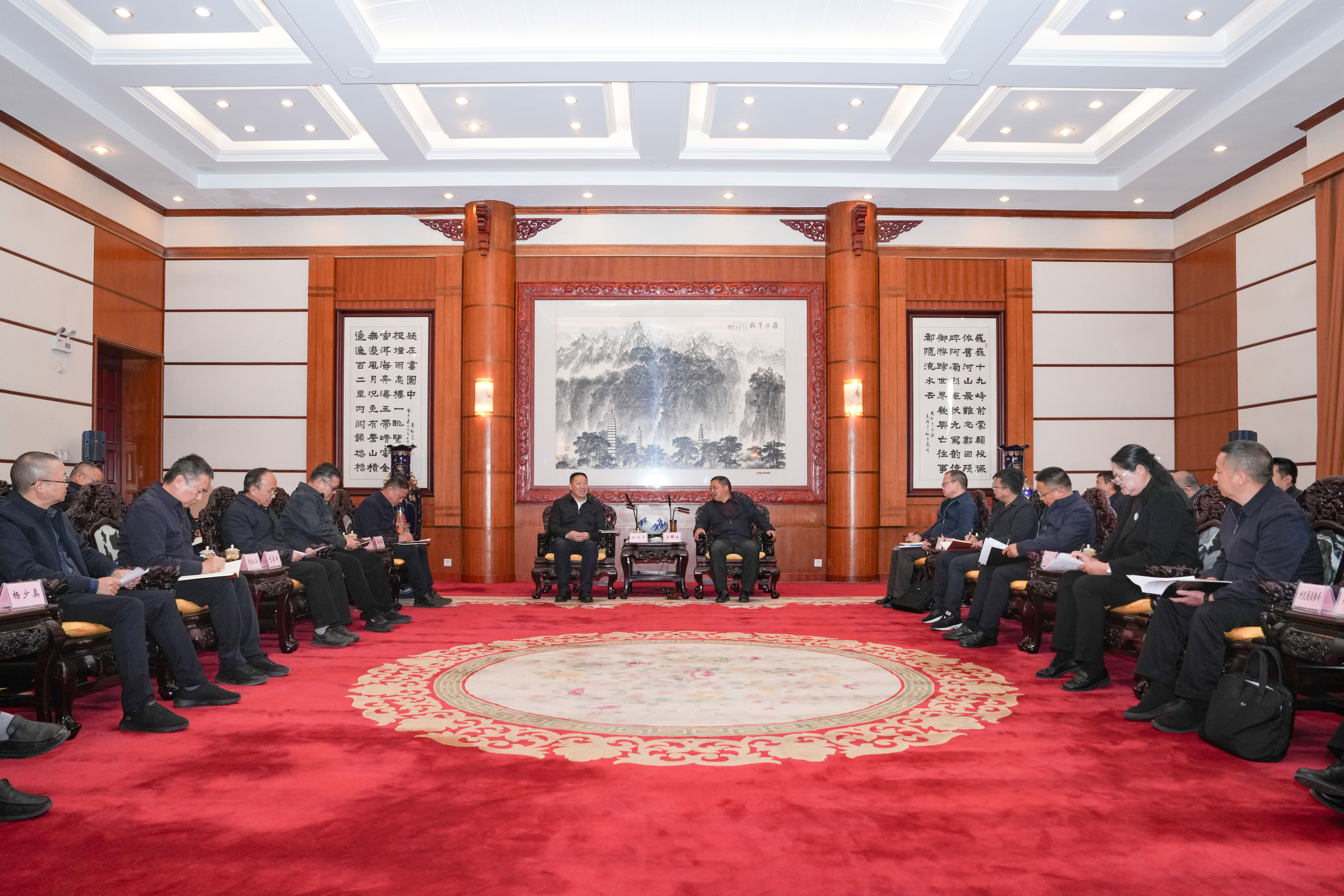 共贏發(fā)展 共建未來 集團(tuán)與大理州交流座談