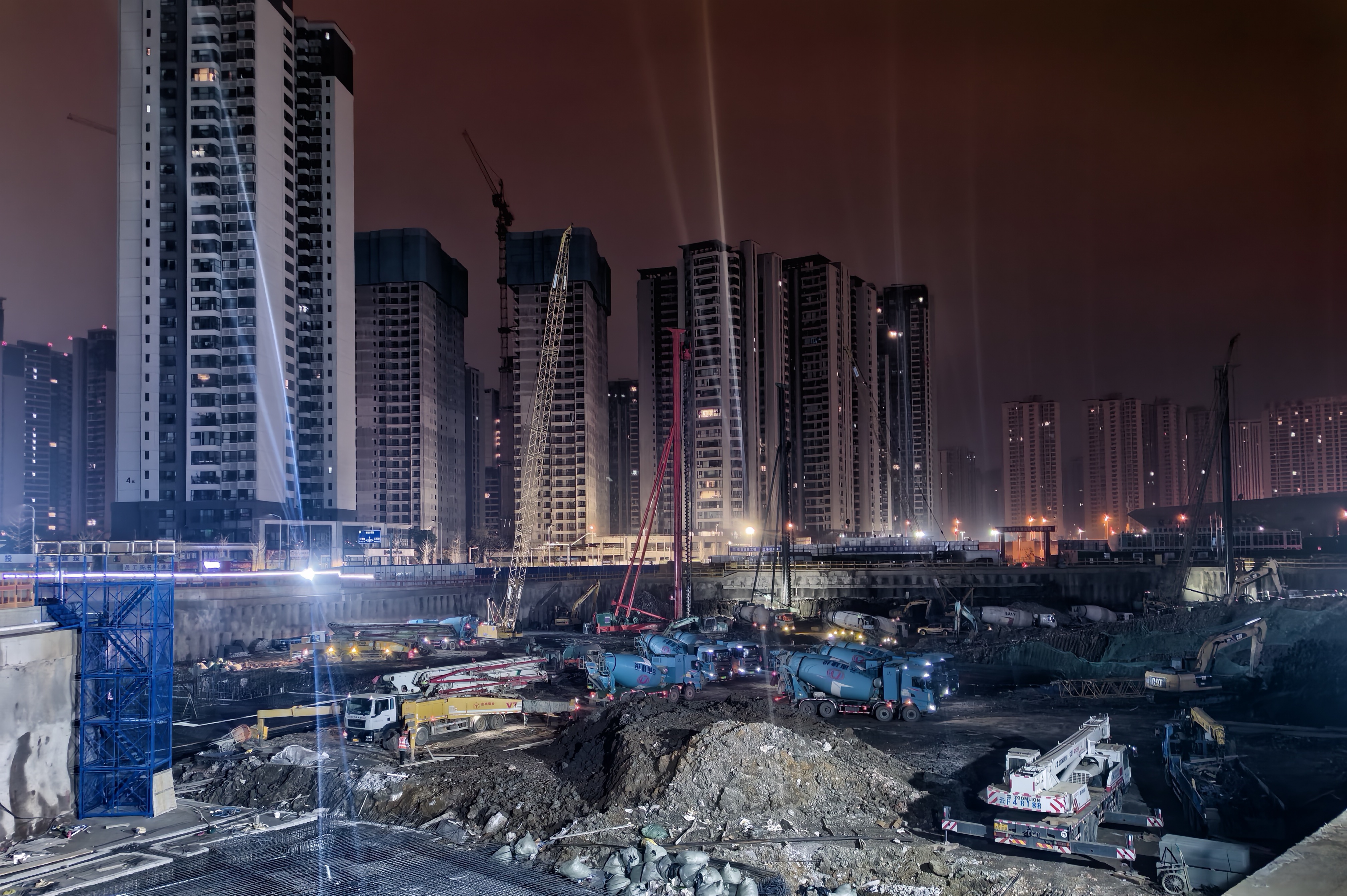 五華區數字經濟產業園西北新城園區項目首塊筏板澆筑完成