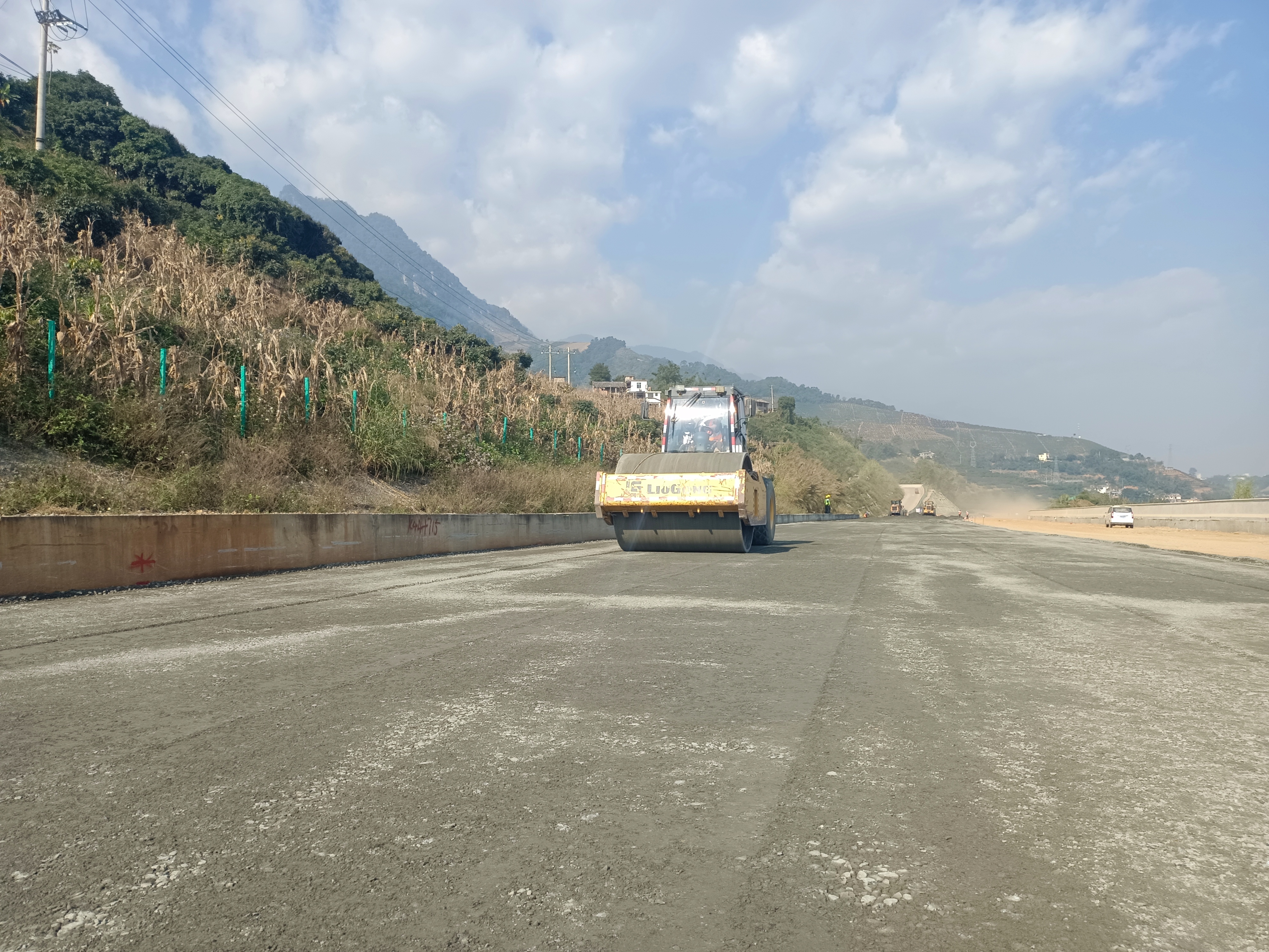 永金高速項目建設取得新進展