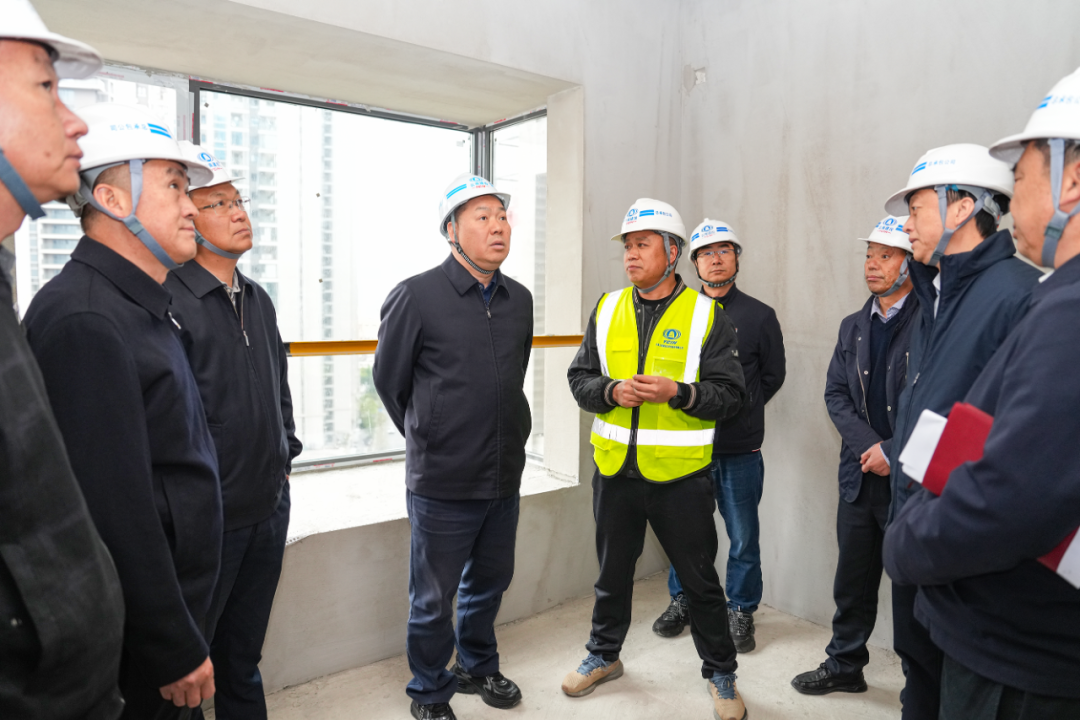 陳祖軍調研官渡區潤璟小區項目時強調：全面貫徹落實全國兩會精神 全力以赴實現一季度開門穩開門好
