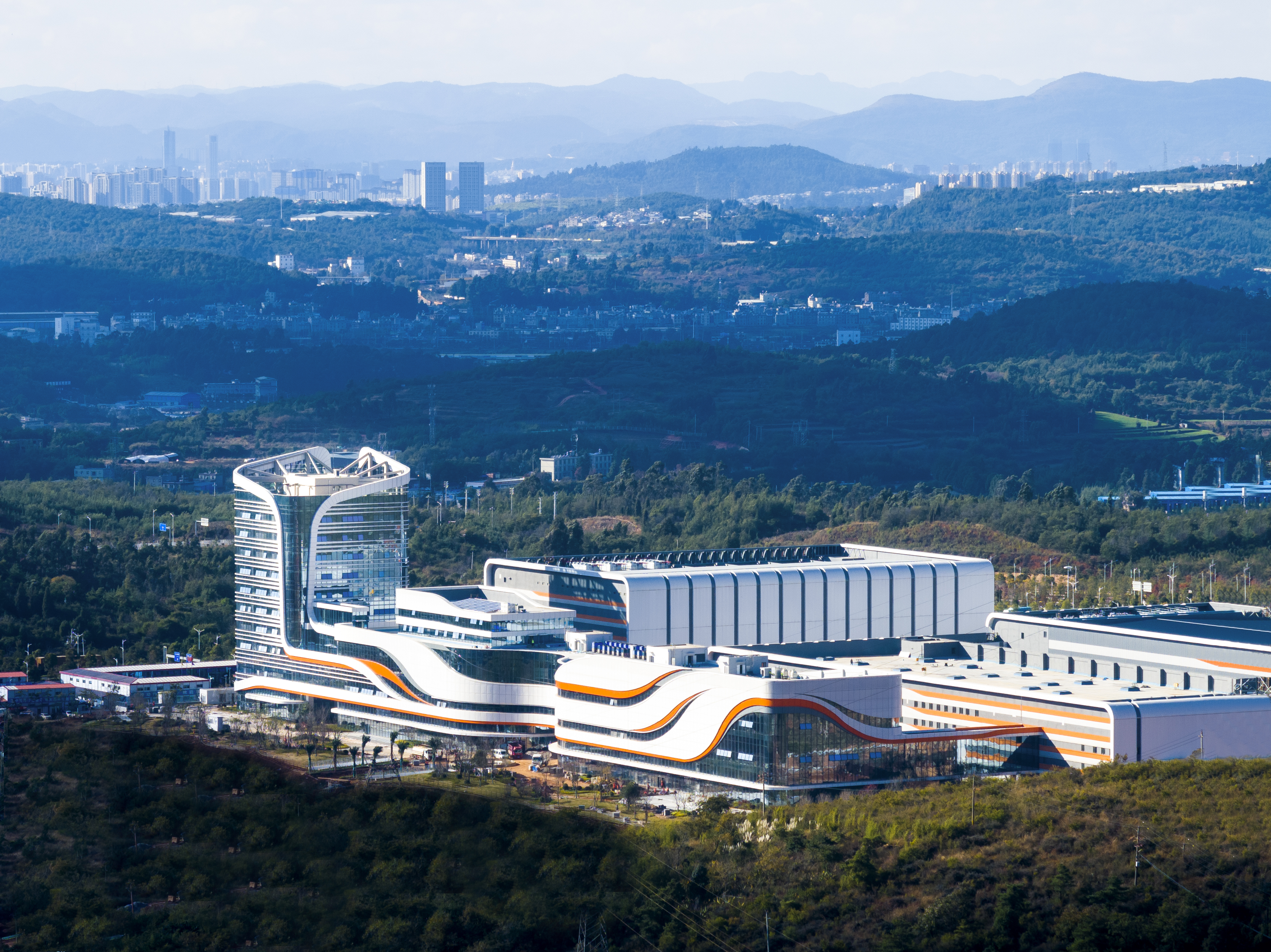 國際供應(yīng)鏈?zhǔn)痉吨行捻椖客ㄟ^竣工驗收