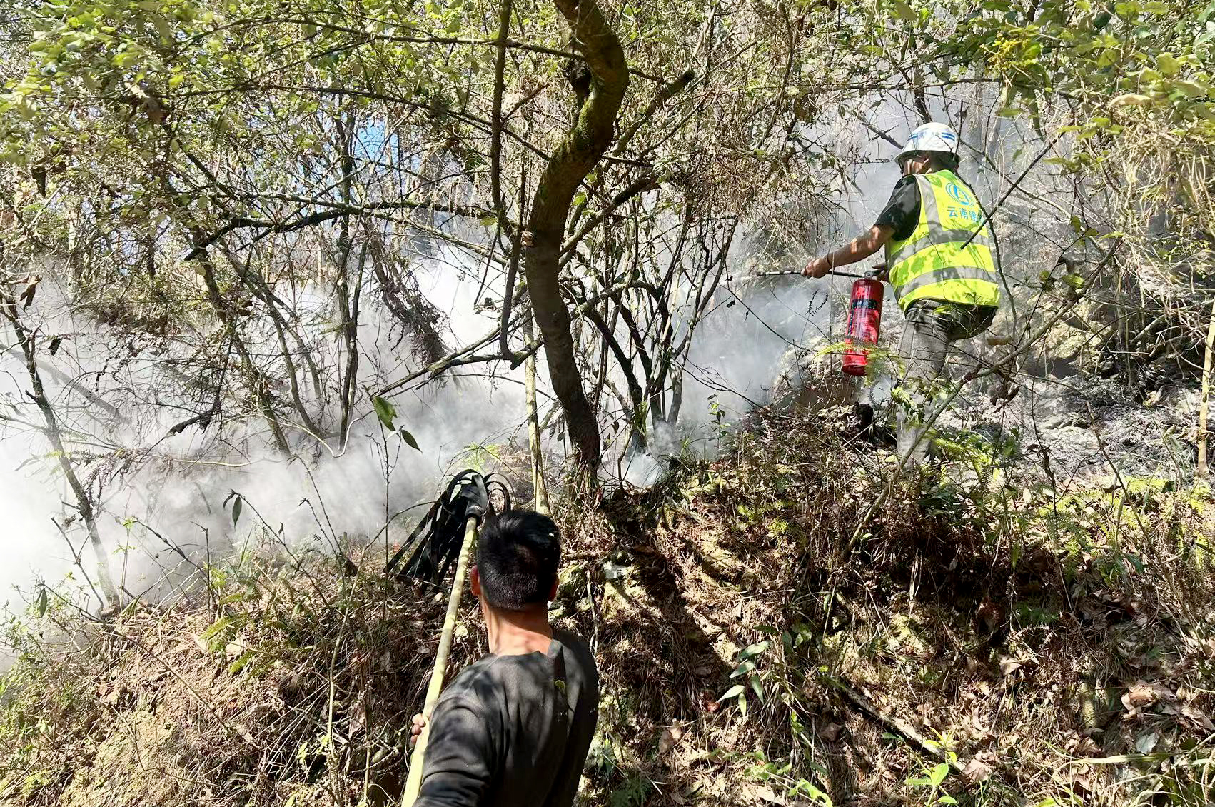 第一水利水電公司積極參與重慶市奉節縣火災救援
