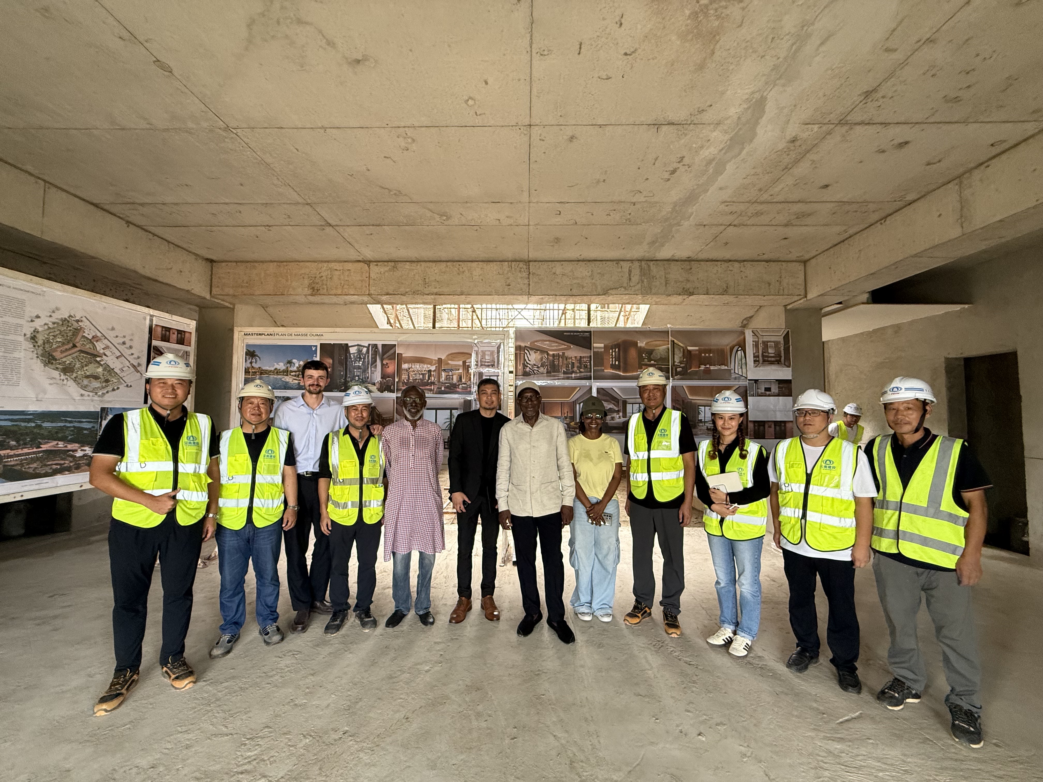 貝寧總統塔隆考察維達海濱項目