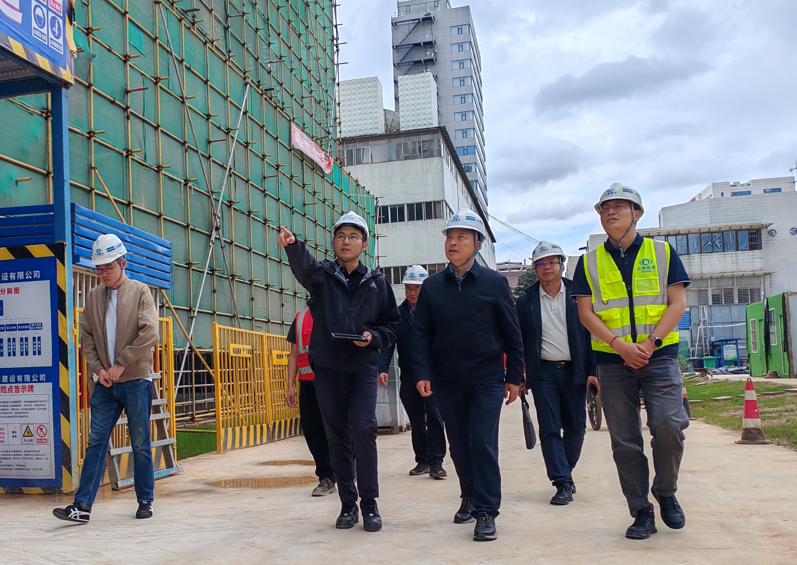 王永強調研昆明片區重點項目